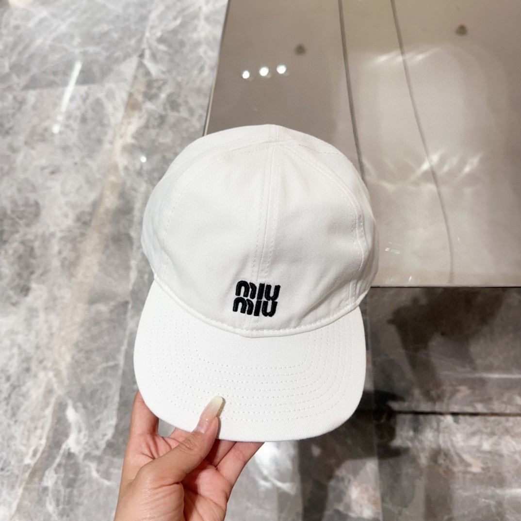 Miu Miu Caps